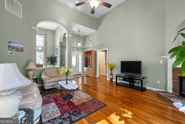143 Oak Park Square, Newnan, GA 30265