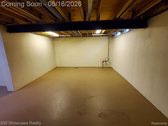 43608 Westminister Way, Canton, MI 48187