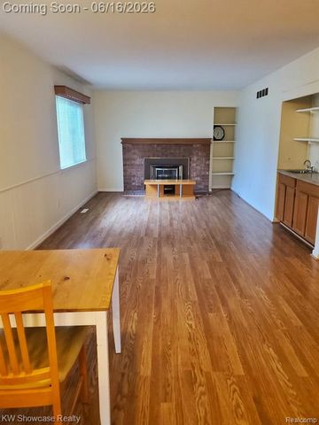 43608 Westminister Way, Canton, MI 48187