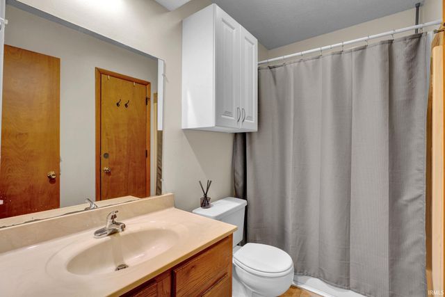 2325 E Winding Brook Court, Bloomington, IN 47401