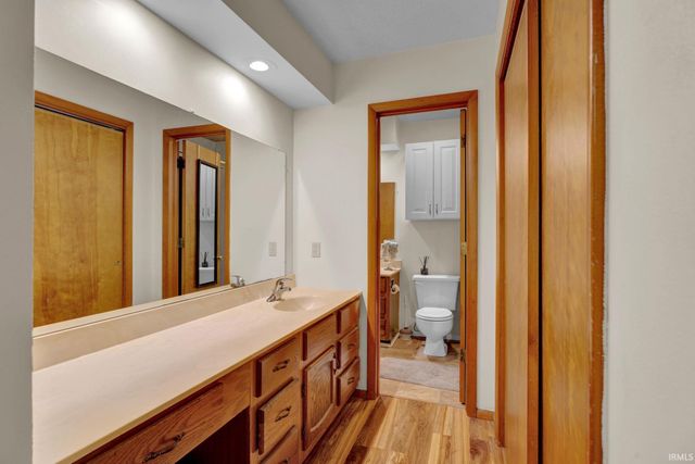 2325 E Winding Brook Court, Bloomington, IN 47401