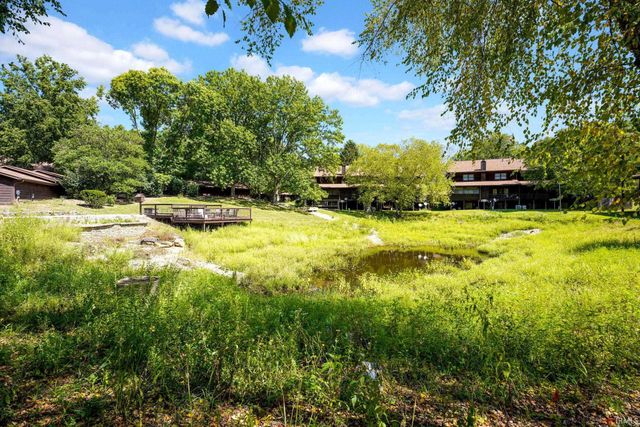 2325 E Winding Brook Court, Bloomington, IN 47401