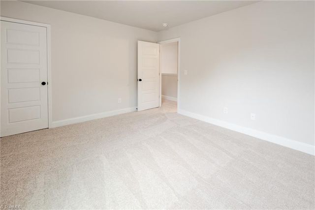 2956 Flat Rock Drive, Winston-salem, NC 27127