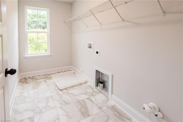 2956 Flat Rock Drive, Winston-salem, NC 27127