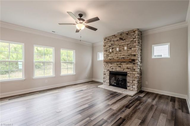 2956 Flat Rock Drive, Winston-salem, NC 27127