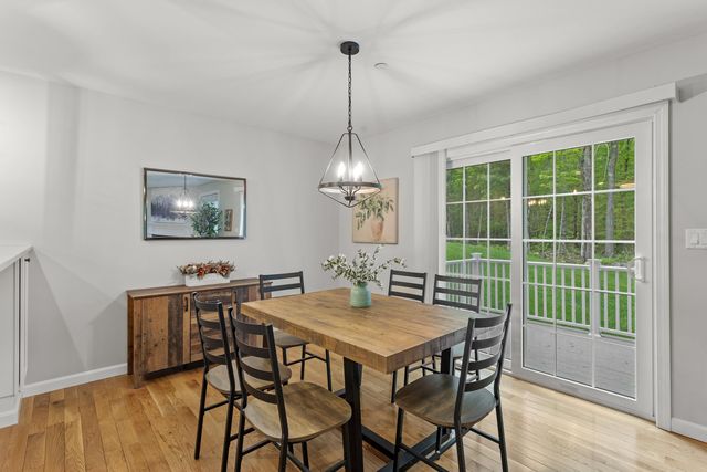 270 Knollwood Way, Manchester, NH 03102