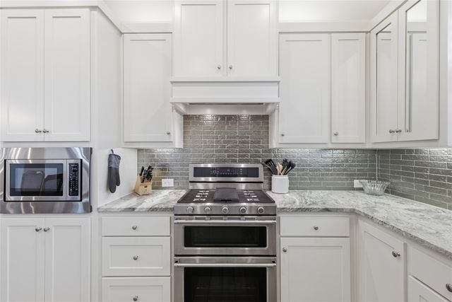 3806 Crested Eagle Way, Arlington, TX 76005