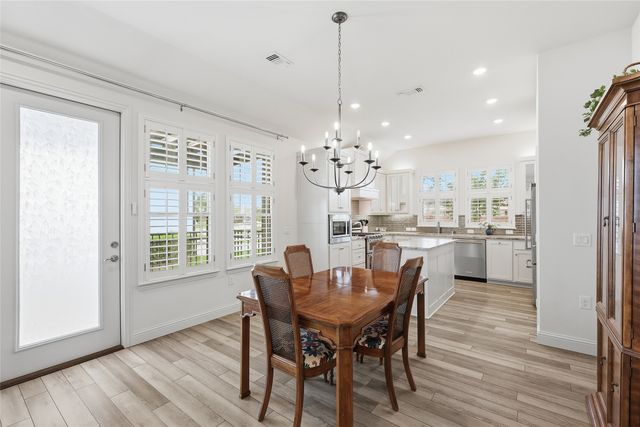 3806 Crested Eagle Way, Arlington, TX 76005