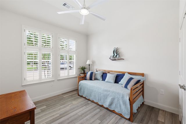 3806 Crested Eagle Way, Arlington, TX 76005