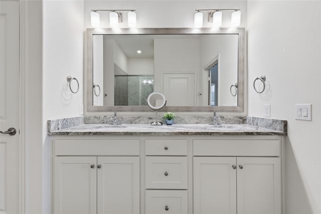 3806 Crested Eagle Way, Arlington, TX 76005