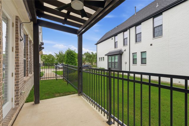 3806 Crested Eagle Way, Arlington, TX 76005
