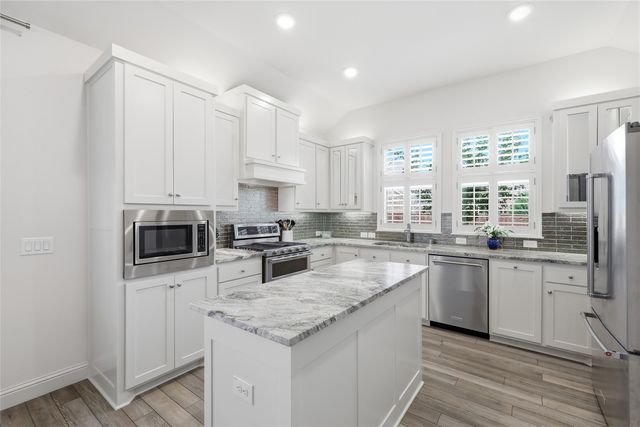3806 Crested Eagle Way, Arlington, TX 76005