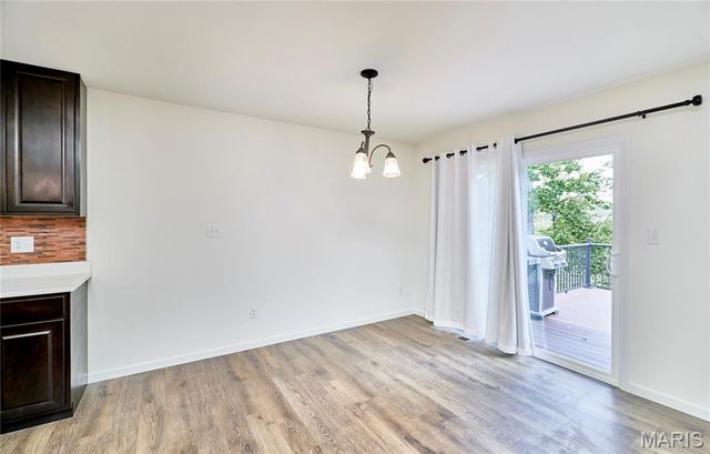 526 Brookside Forest Court, O'fallon, MO 63366