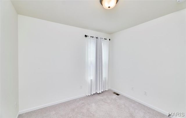 526 Brookside Forest Court, O'fallon, MO 63366