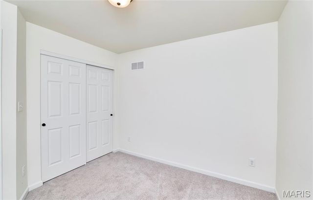526 Brookside Forest Court, O'fallon, MO 63366