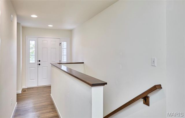 526 Brookside Forest Court, O'fallon, MO 63366