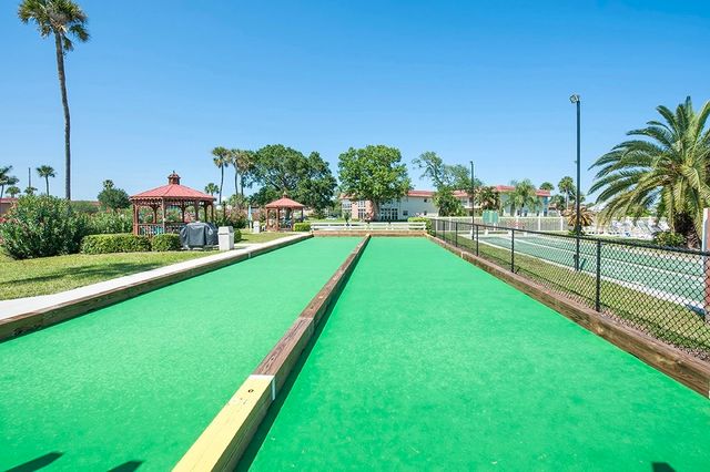 60 Woodland Drive 104, Vero Beach, FL 32962