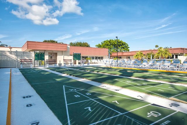 60 Woodland Drive 104, Vero Beach, FL 32962