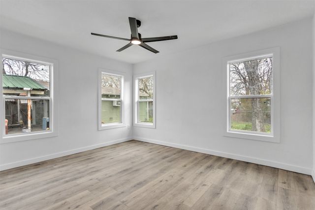 306 Comal, Wortham, TX 76693