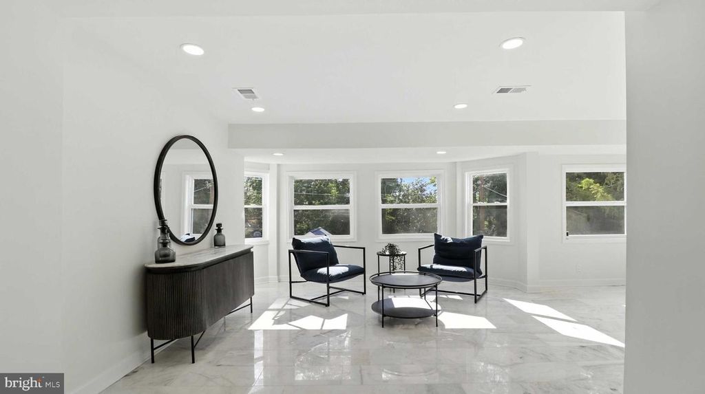 Image 1 of property listing at 7746 16TH ST NW, Washington, DC 20012