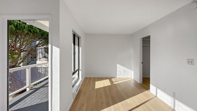 4 Anchor Drive F331, Emeryville, CA 94608