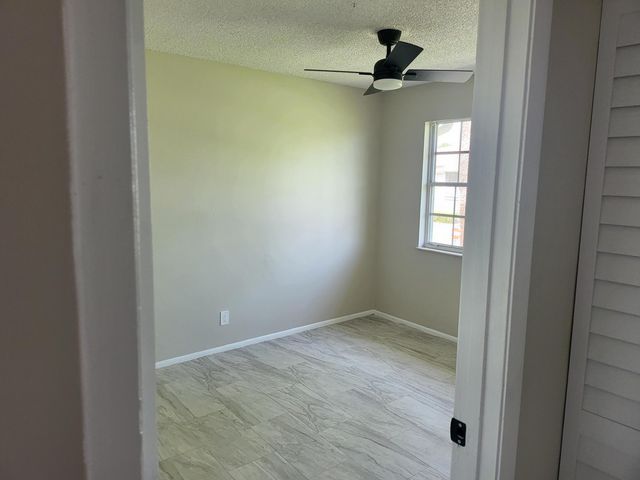 1562 SE Royal Green Circle 201, Port St. Lucie # 201, Port St Lucie, FL 34952