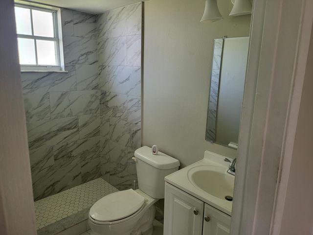 1562 SE Royal Green Circle 201, Port St. Lucie # 201, Port St Lucie, FL 34952