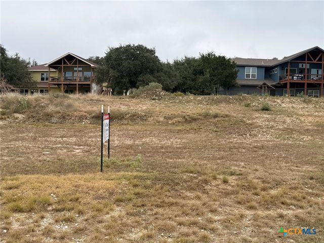 4300 Potters Creek Road, Canyon Lake, TX 78133