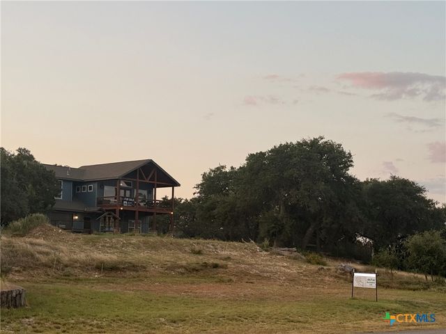 4300 Potters Creek Road, Canyon Lake, TX 78133