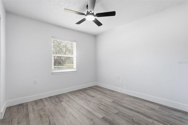 34071 MADISON AVENUE, Dade City, FL 33523