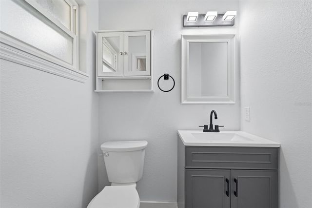 34071 MADISON AVENUE, Dade City, FL 33523