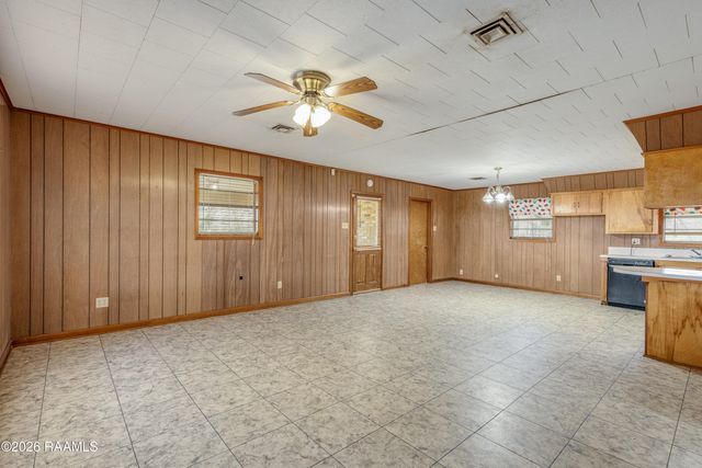 5204 Northside Road, New Iberia, LA 70563