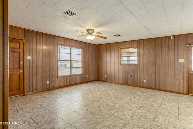 5204 Northside Road, New Iberia, LA 70563