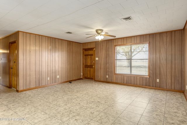 5204 Northside Road, New Iberia, LA 70563