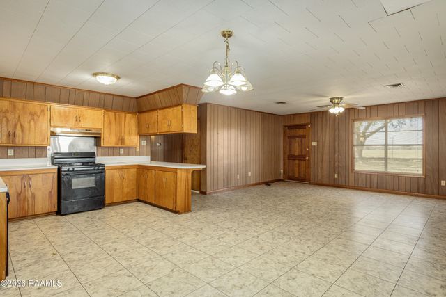 5204 Northside Road, New Iberia, LA 70563