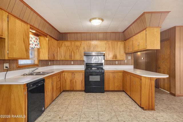 5204 Northside Road, New Iberia, LA 70563