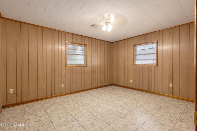 5204 Northside Road, New Iberia, LA 70563