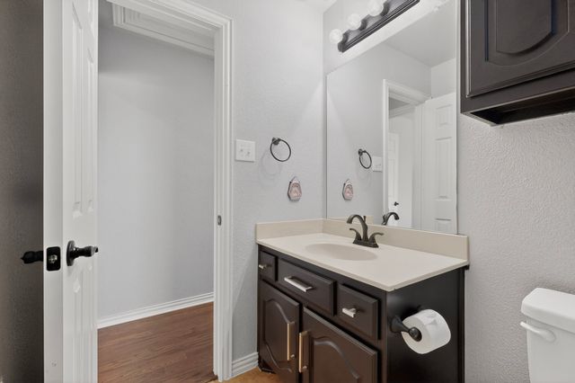 817 Mallard Drive, Forney, TX 75126