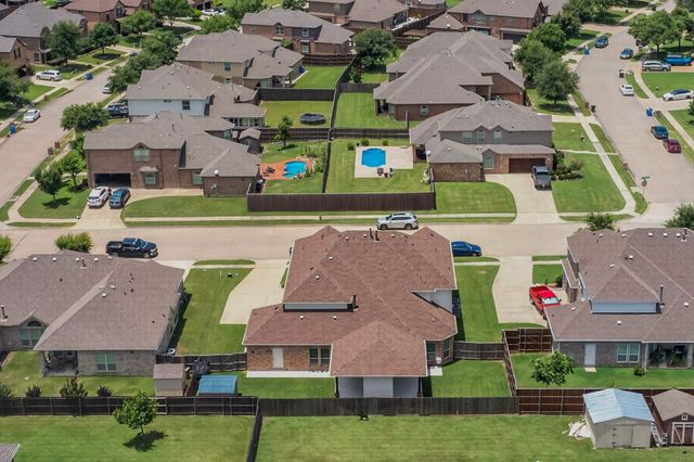 817 Mallard Drive, Forney, TX 75126