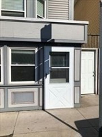 608 S Dorchester Ave S, Boston, MA 02127