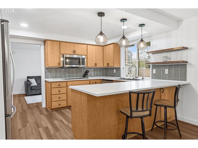 2439 QUINCE St, Eugene, OR 97404