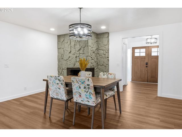 2439 QUINCE St, Eugene, OR 97404