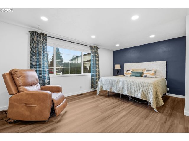 2439 QUINCE St, Eugene, OR 97404