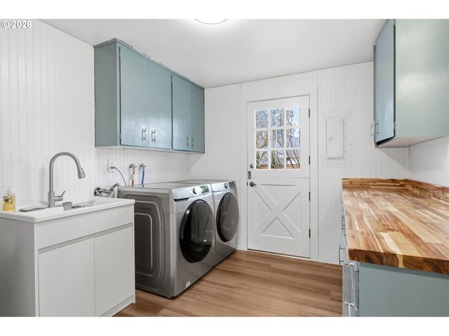 2439 QUINCE St, Eugene, OR 97404