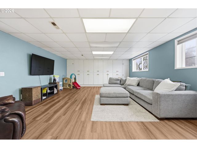 2439 QUINCE St, Eugene, OR 97404