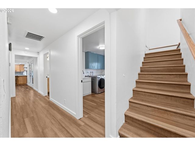 2439 QUINCE St, Eugene, OR 97404