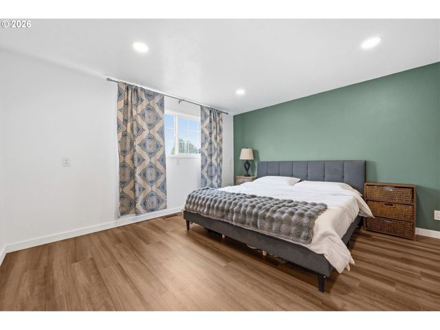 2439 QUINCE St, Eugene, OR 97404