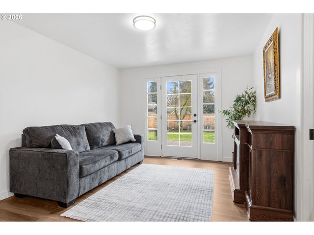 2439 QUINCE St, Eugene, OR 97404