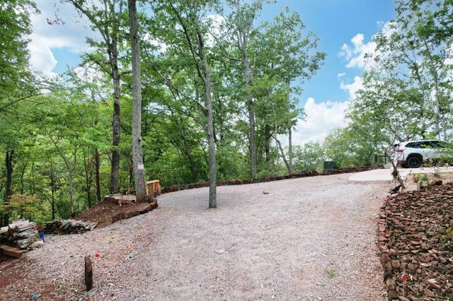 341 Acorn Gap Road, Sweetwater, TN 37874