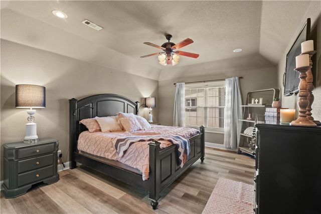 6502 S 49th Street, Rogers, AR 72758